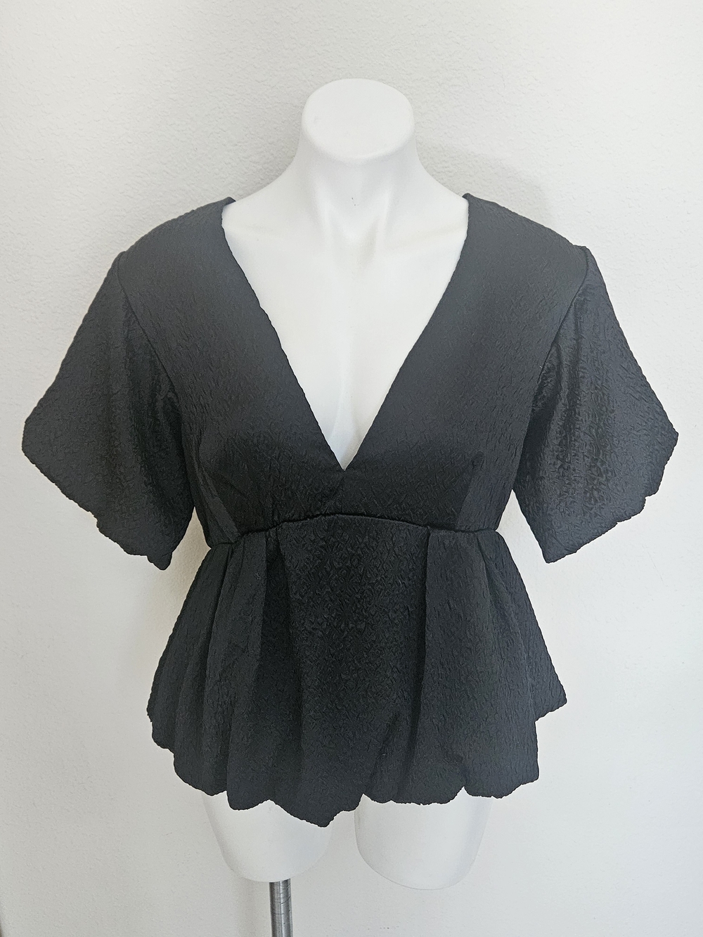 VENUS Black V-Neck Peplum Blouse